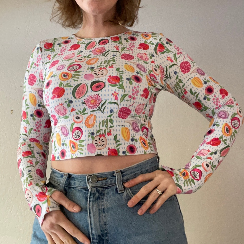 Mott 50 fruit rash guard size M